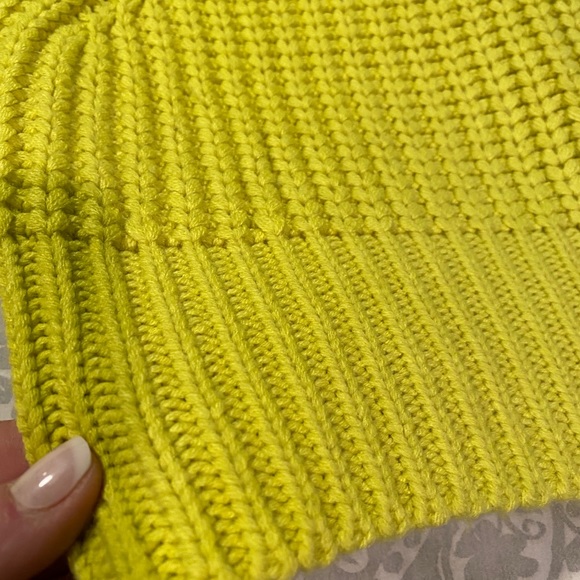 Women’s Knit Winter Sweater - Picture 6 of 7